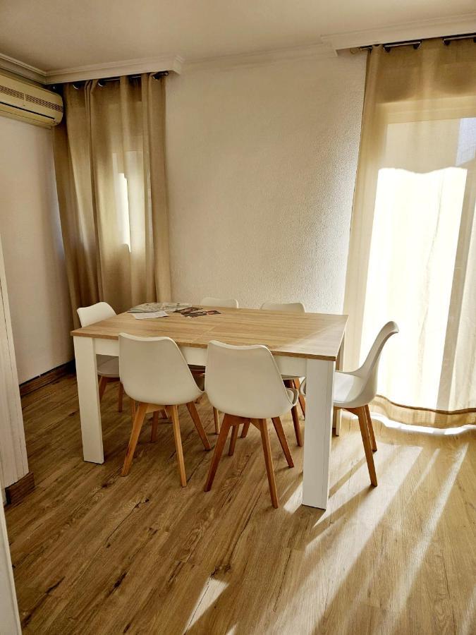 Apartamento Familiar En Triana Sevilla Exteriér fotografie