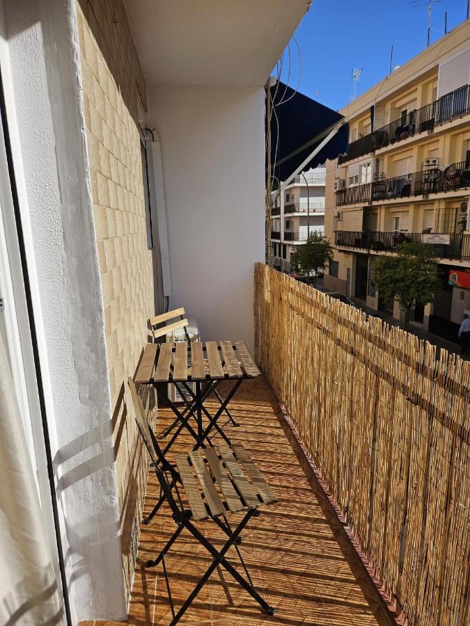 Apartamento Familiar En Triana Sevilla Exteriér fotografie